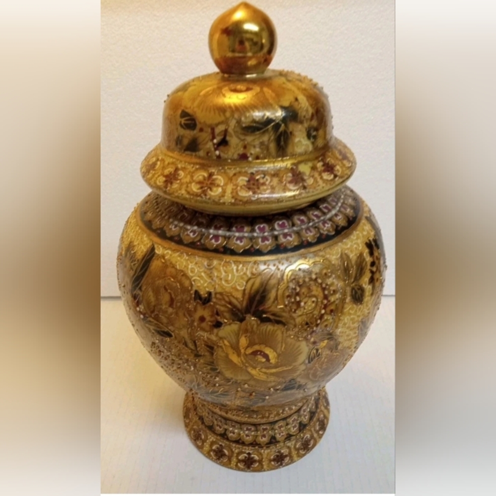 Jar Antique Chinese Export Porcelain Moriage Floral Flower Gold Satsuma 12.5" H